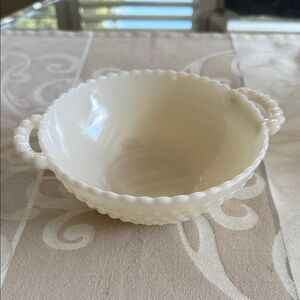 Vintage Elegant Hobnail Scalloped Bowl